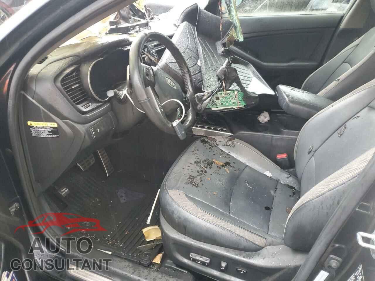 KIA OPTIMA 2012 - 5XXGR4A60CG002400