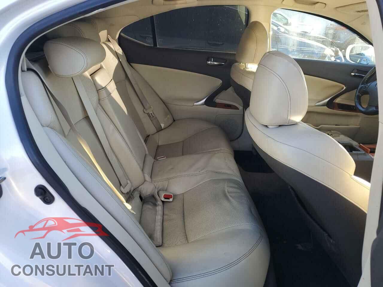 LEXUS IS 2009 - JTHBK262095093639