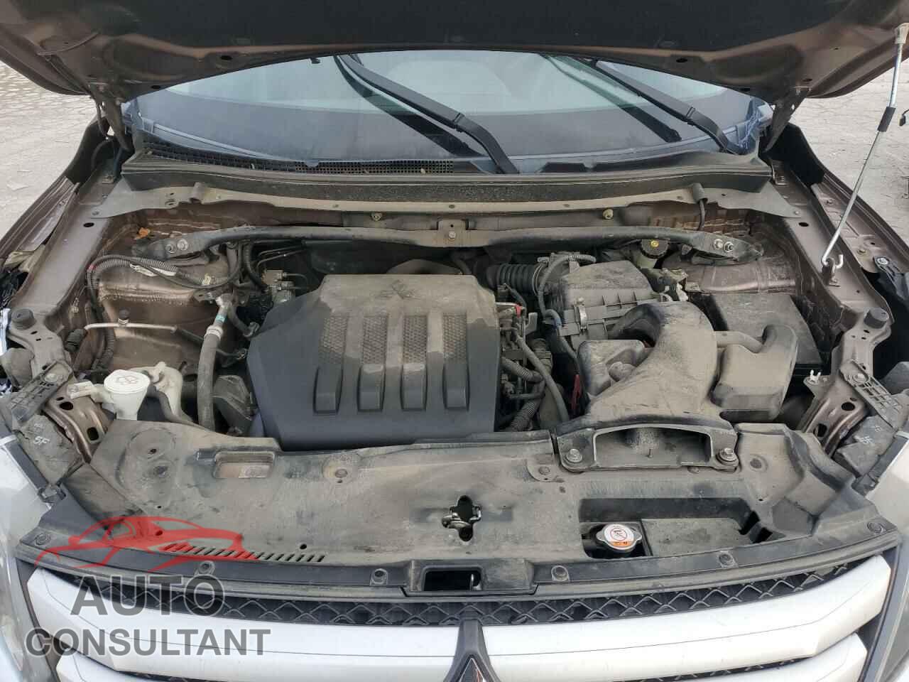 MITSUBISHI ECLIPSE 2018 - JA4AT3AA7JZ040149