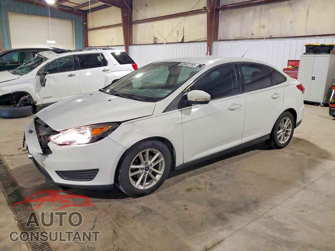 FORD FOCUS 2017 - 1FADP3F23HL315527