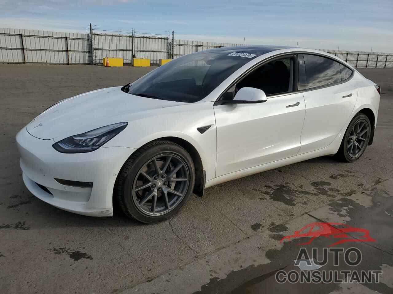 TESLA MODEL 3 2022 - 5YJ3E1EB9NF261988