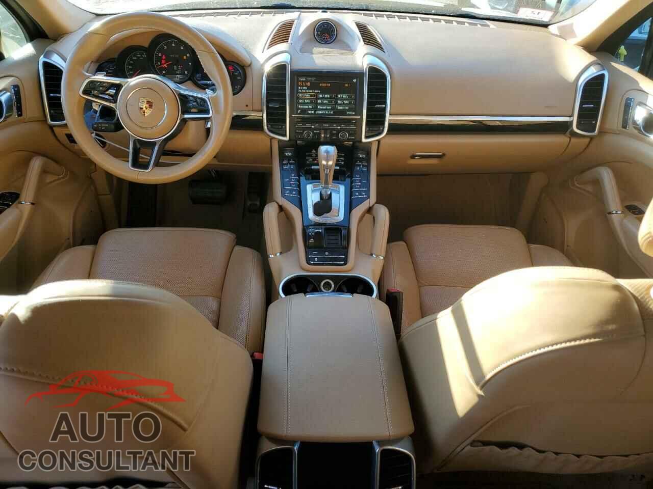 PORSCHE CAYENNE 2016 - WP1AA2A29GLA10420