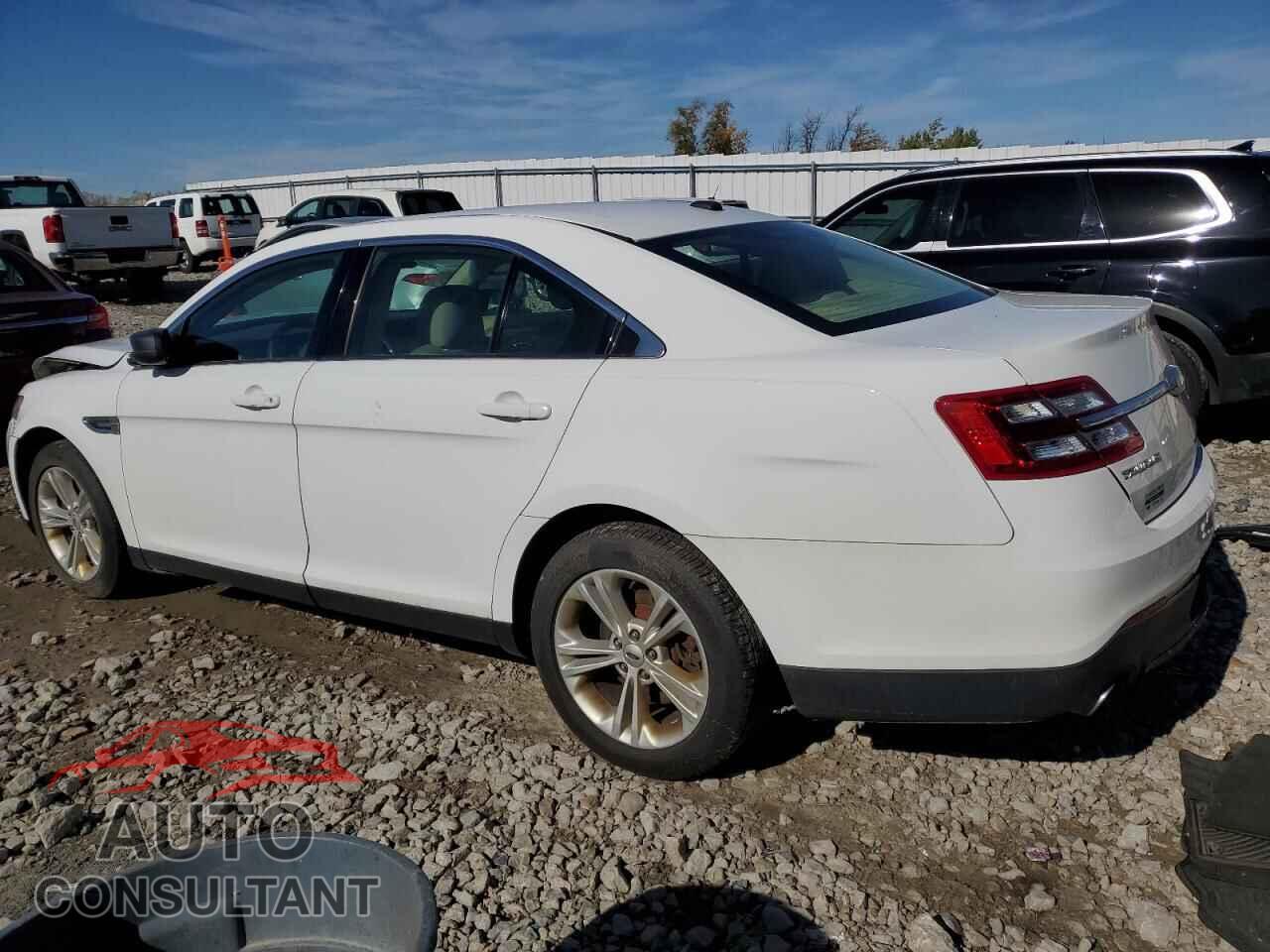 FORD TAURUS 2017 - 1FAHP2D86HG145322