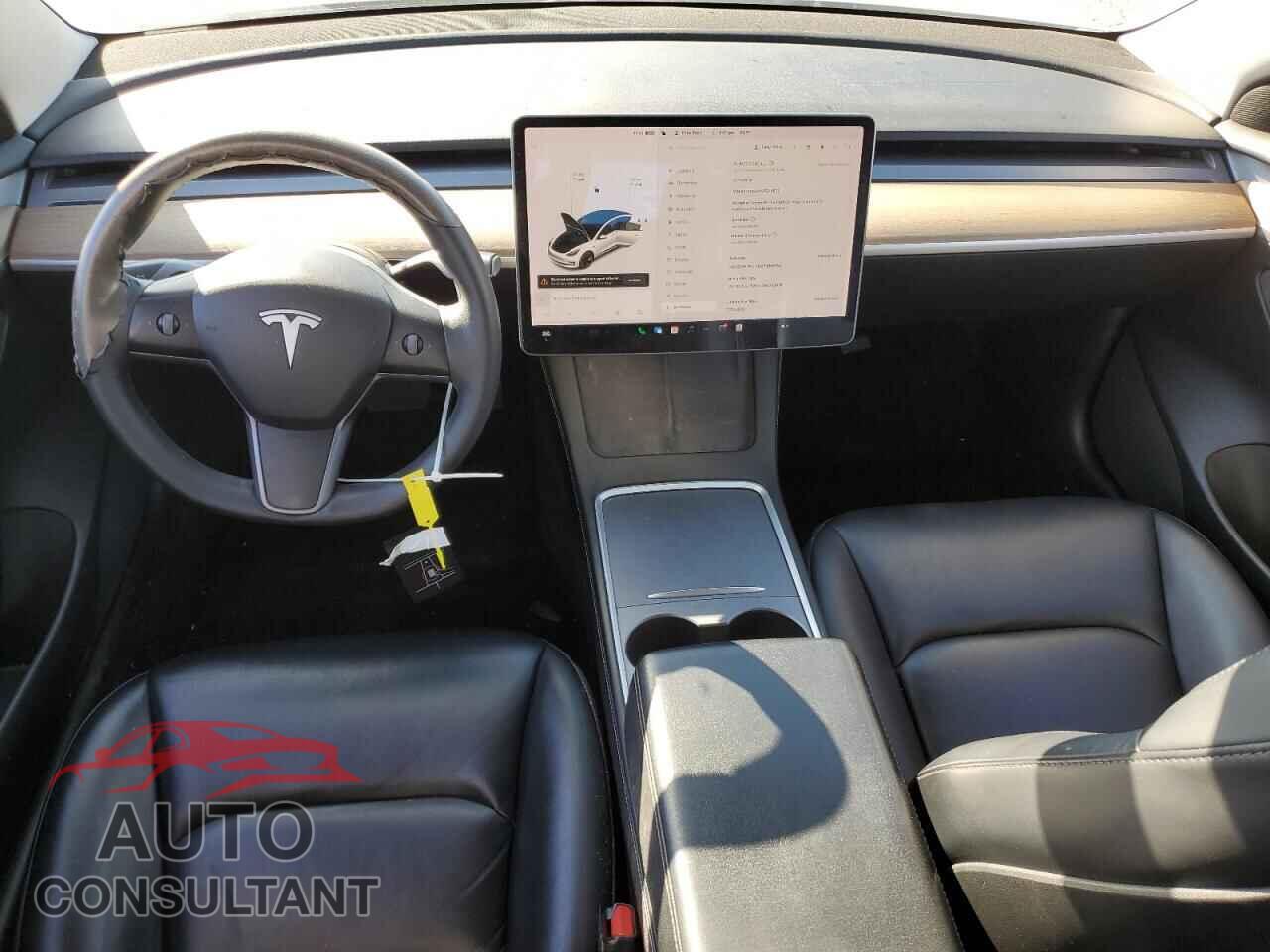 TESLA MODEL 3 2021 - 5YJ3E1EA8MF014631