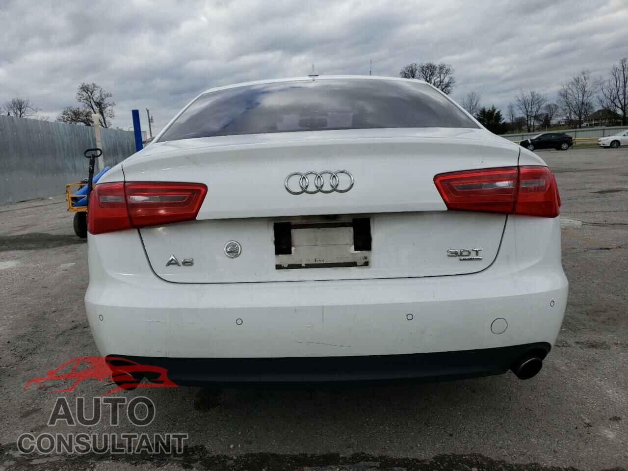 AUDI A6 2013 - WAUGGAFC3DN100052