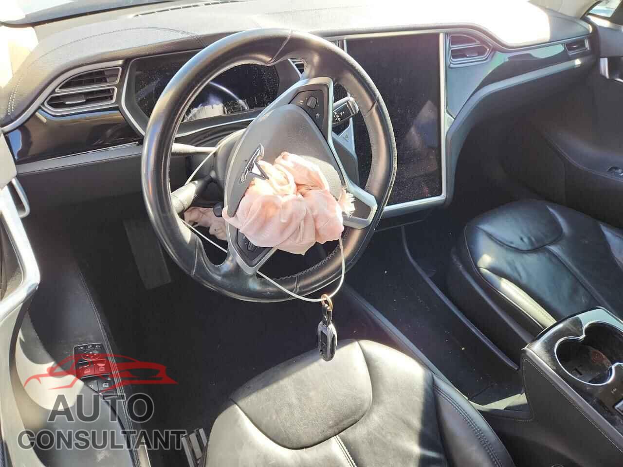 TESLA MODEL S 2014 - 5YJSA1S12EFP44712