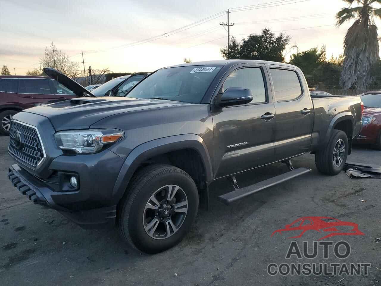 TOYOTA TACOMA 2018 - 3TMBZ5DN7JM012159