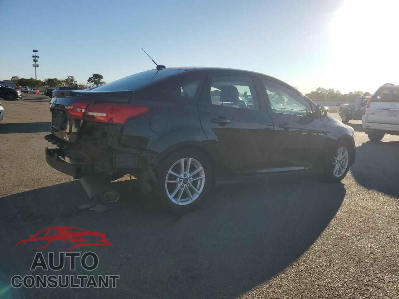 FORD FOCUS 2016 - 1FADP3F28GL240371