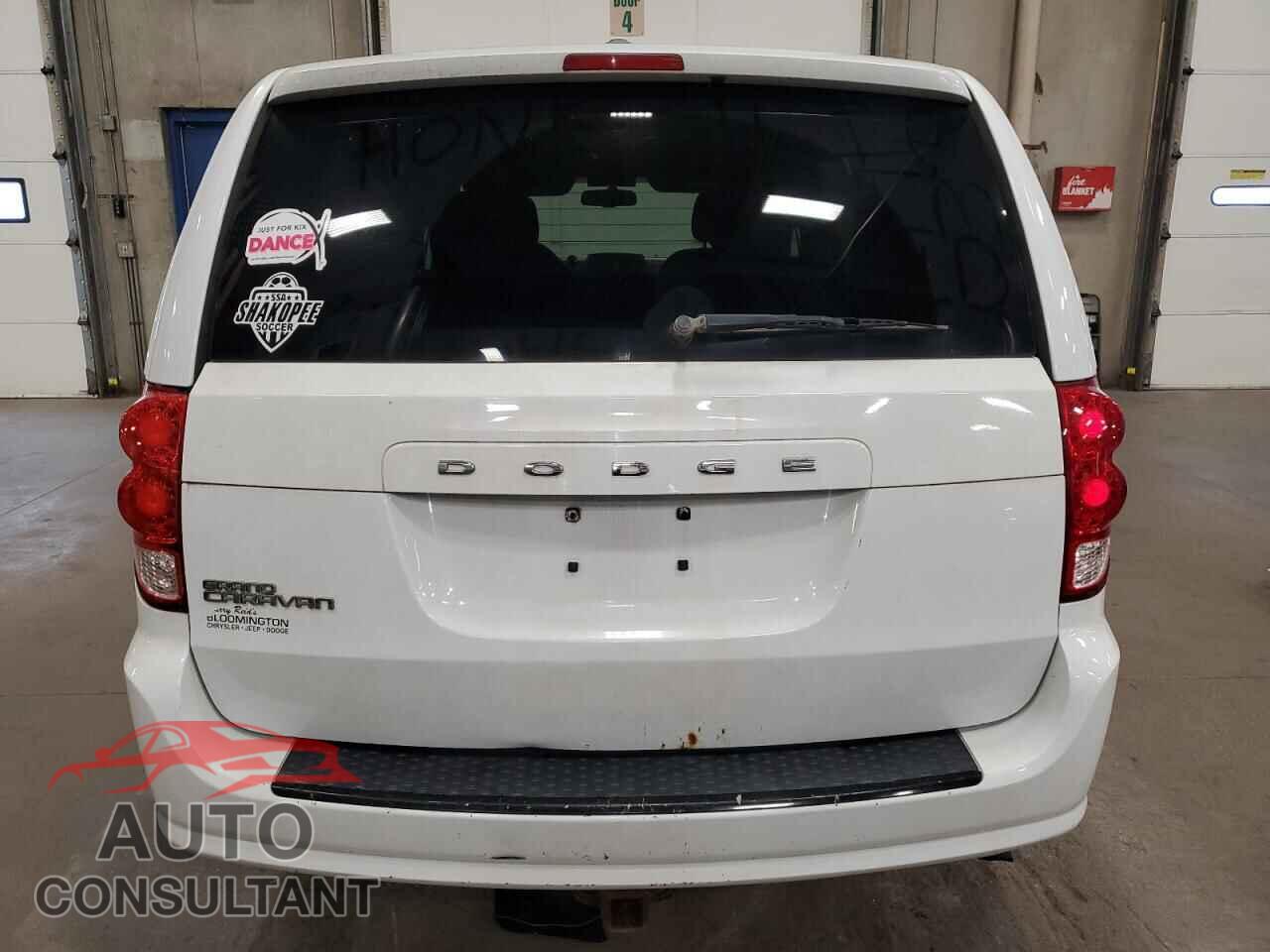 DODGE CARAVAN 2015 - 2C4RDGBG3FR705159