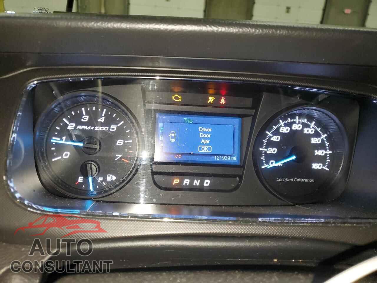 FORD TAURUS 2017 - 1FAHP2MK3HG120194
