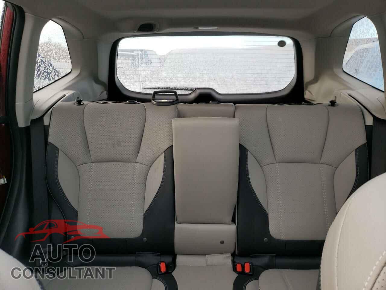 SUBARU FORESTER 2019 - JF2SKAUC4KH458191