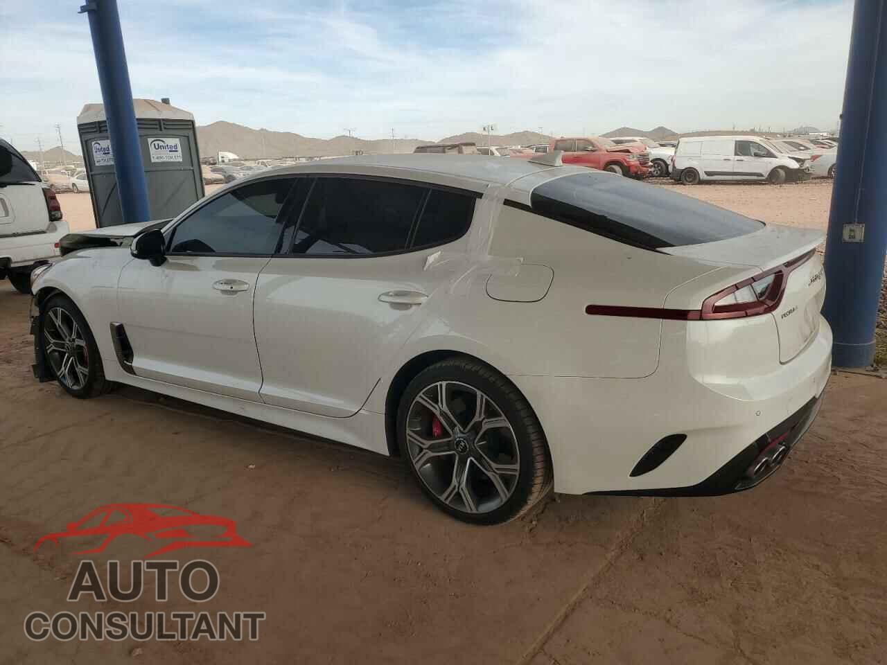 KIA STINGER 2020 - KNAE35LC4L6085536