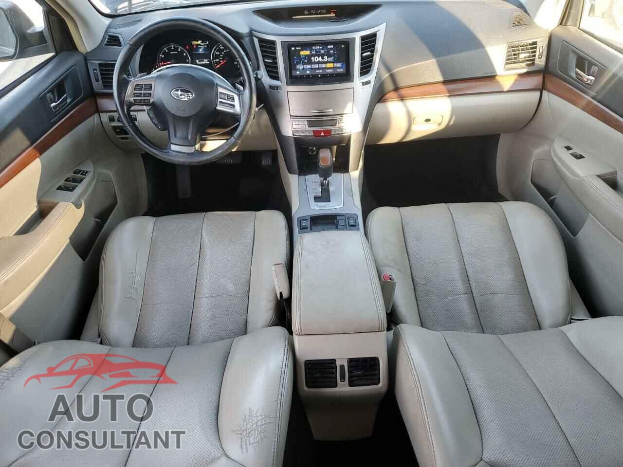 SUBARU OUTBACK 2014 - 4S4BRBLC7E3279951