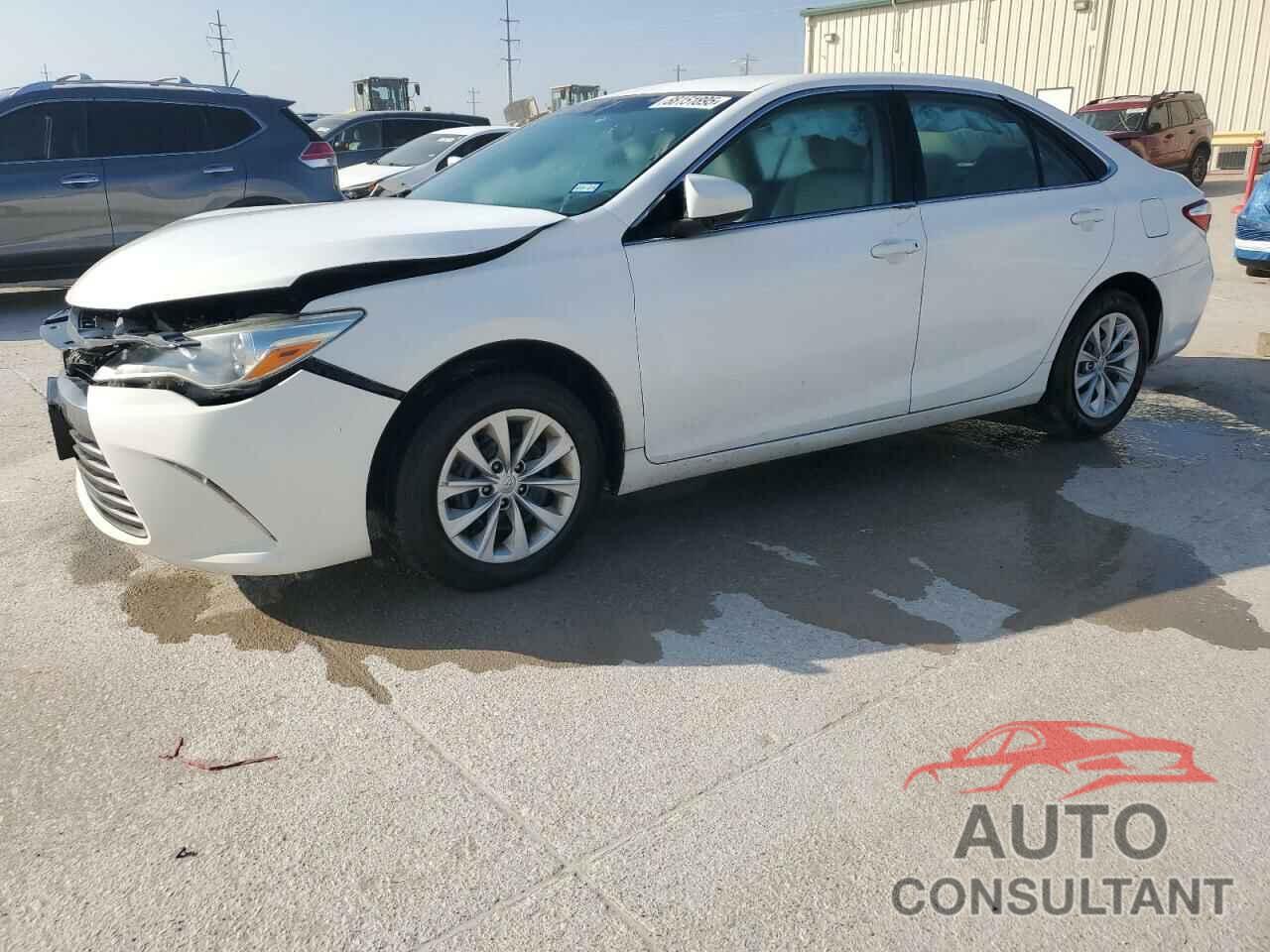 TOYOTA CAMRY 2016 - 4T4BF1FK9GR575420
