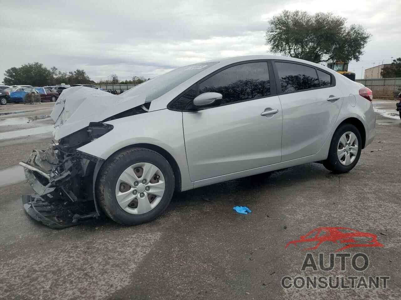 KIA FORTE 2018 - 3KPFK4A73JE271781