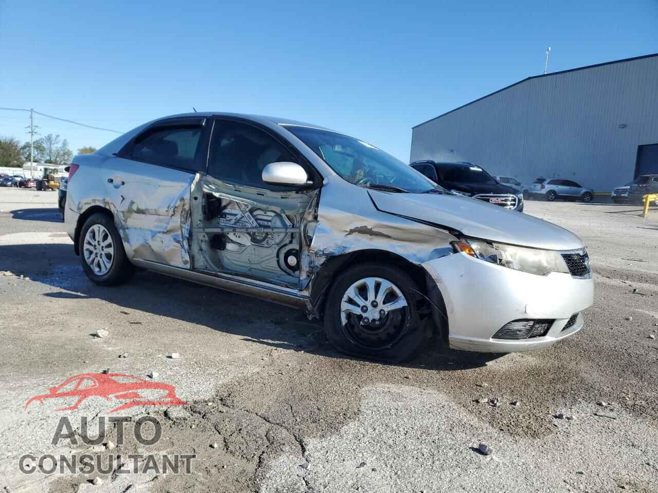 KIA FORTE 2012 - KNAFT4A2XC5583948