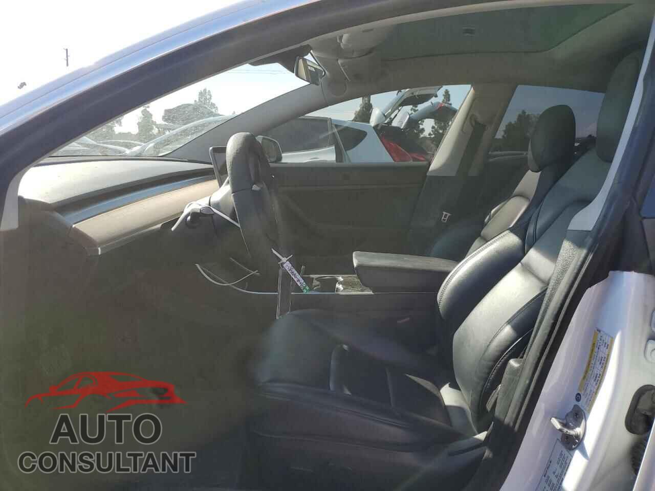 TESLA MODEL 3 2020 - 5YJ3E1EA3LF631353