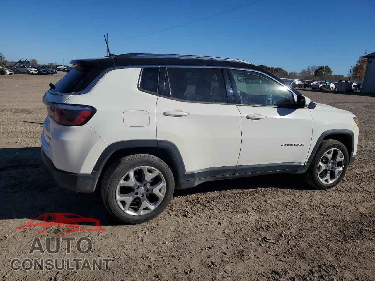 JEEP COMPASS 2018 - 3C4NJDCB7JT135651
