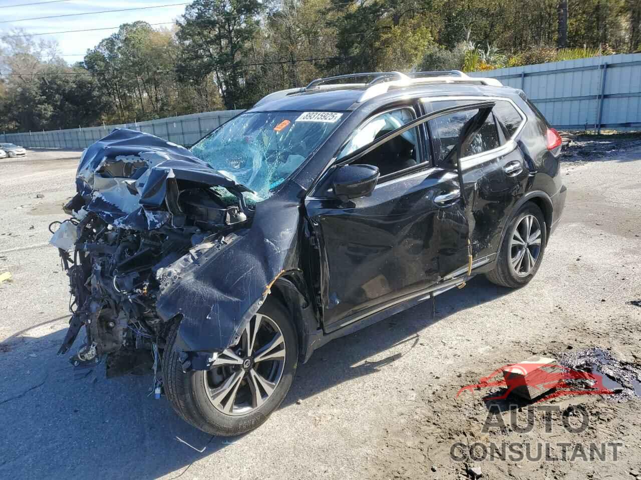 NISSAN ROGUE 2017 - JN8AT2MT1HW402800