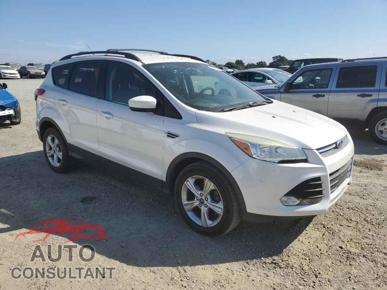 FORD ESCAPE 2014 - 1FMCU0GX4EUA77857