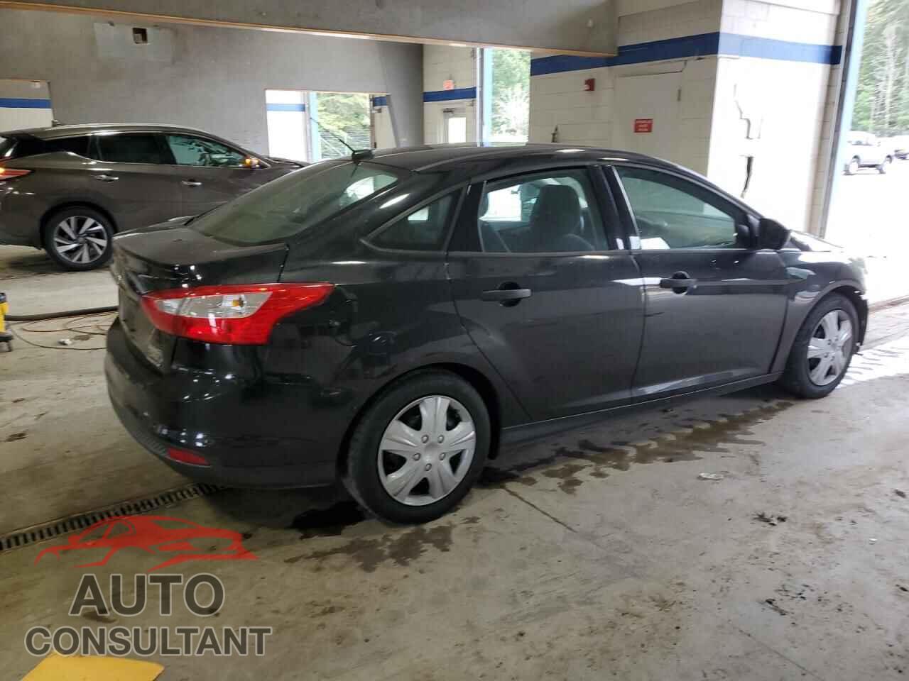FORD FOCUS 2012 - 1FAHP3E25CL399457