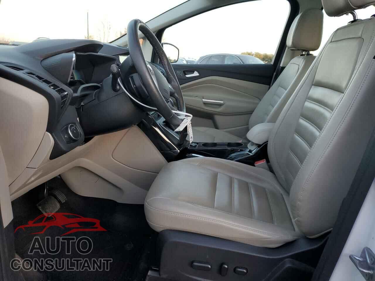 FORD CMAX 2017 - 1FADP5FU8HL117538