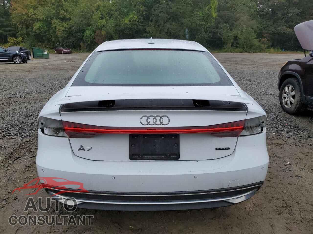 AUDI A7 2019 - WAUR2AF28KN127484