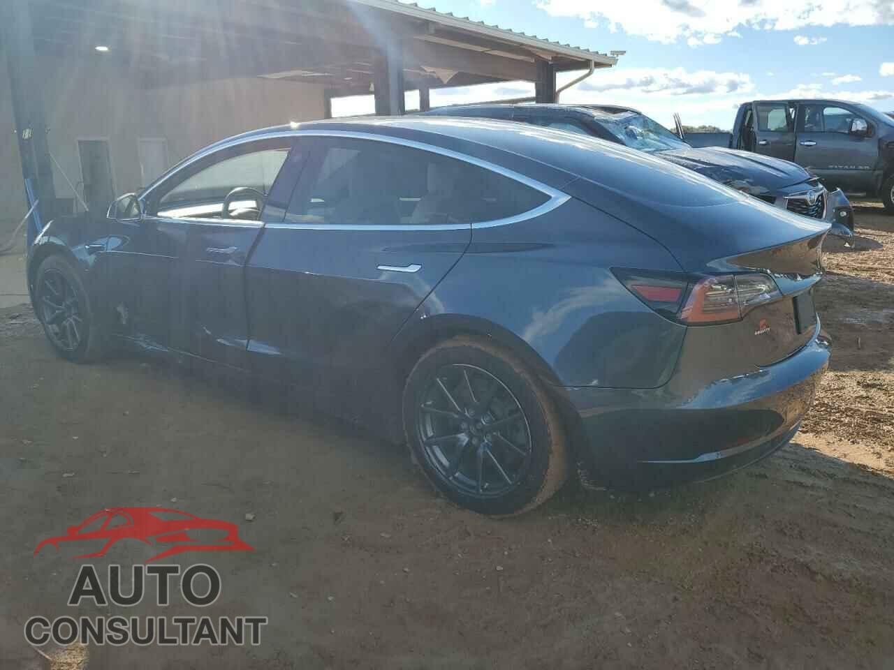 TESLA MODEL 3 2019 - 5YJ3E1EA5KF431525