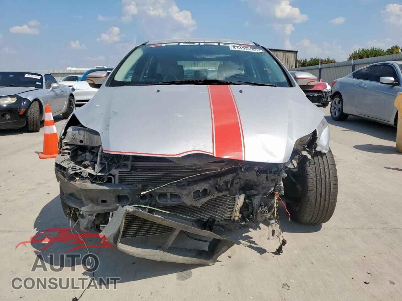 FORD FOCUS 2012 - 1FAHP3M21CL333487