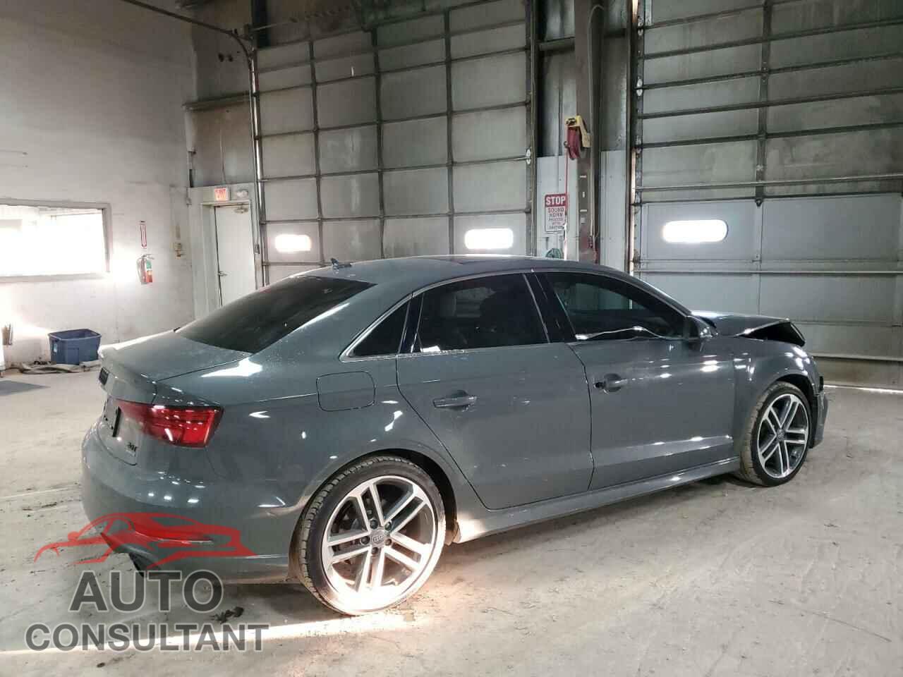 AUDI A3 2018 - WAUJ8GFF2J1010216