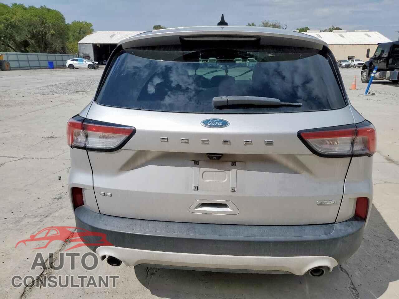 FORD ESCAPE 2020 - 1FMCU0G67LUA31671
