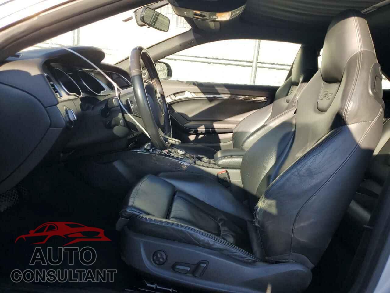 AUDI S5/RS5 2012 - WAUCVAFR7CA001846