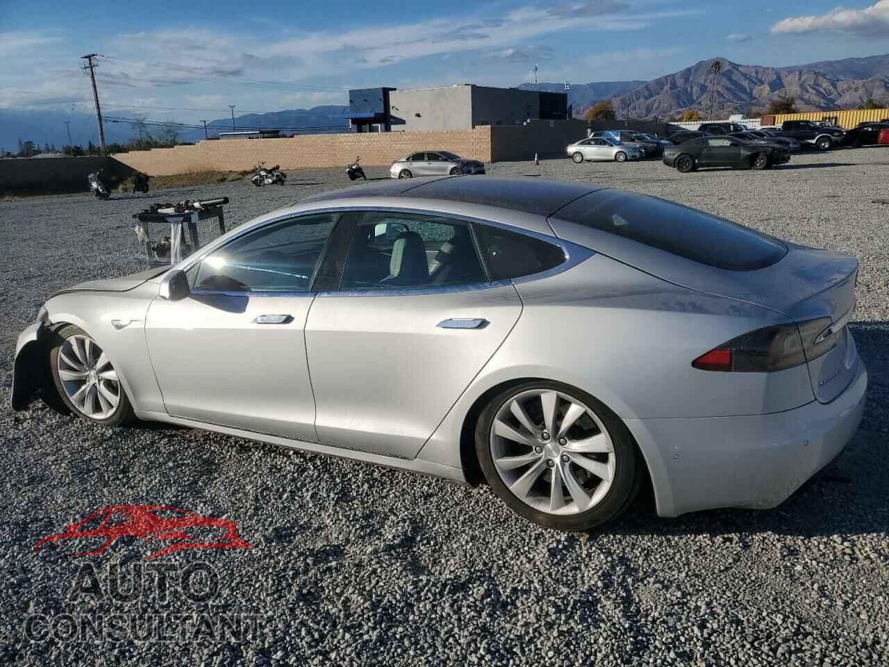 TESLA MODEL S 2016 - 5YJSA1E26GF147974
