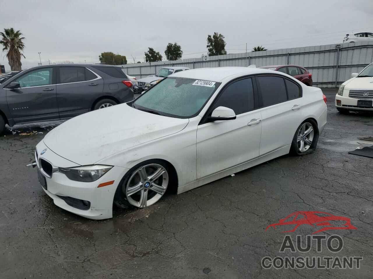 BMW 3 SERIES 2014 - WBA3C3G53ENS70564