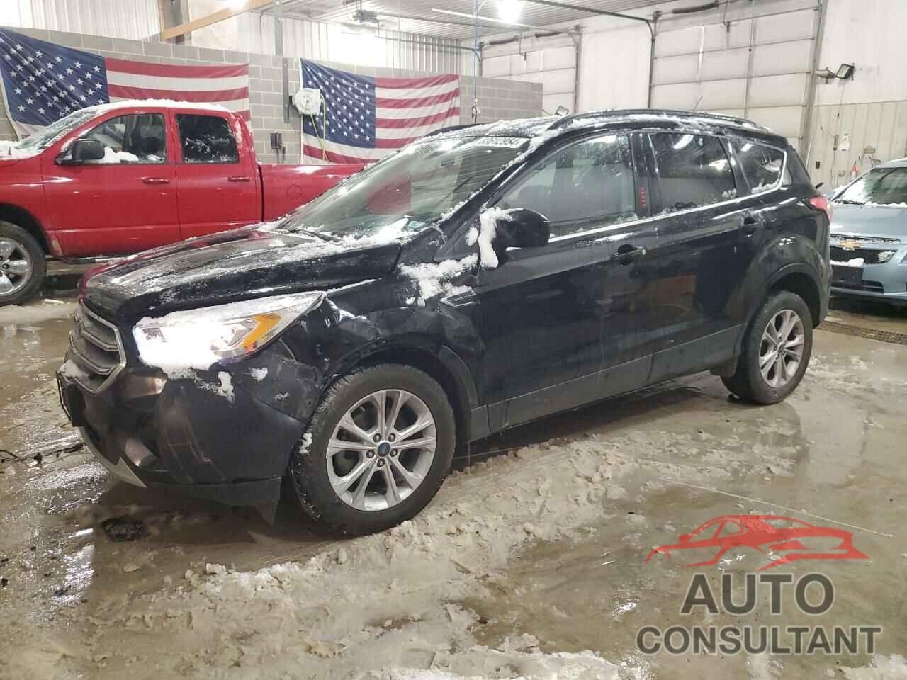 FORD ESCAPE 2017 - 1FMCU0GD6HUD18571