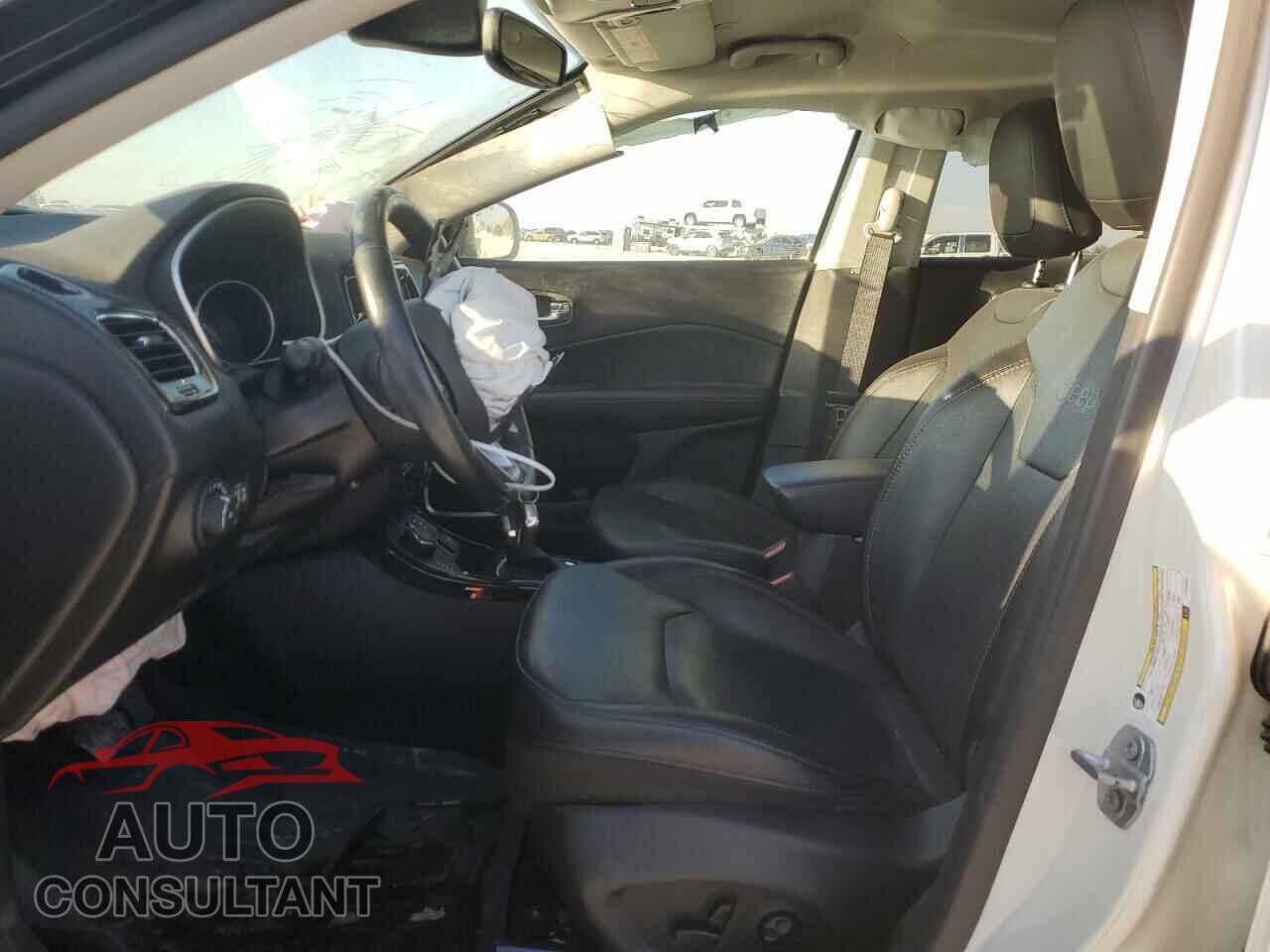 JEEP COMPASS 2020 - 3C4NJDCB6LT143291