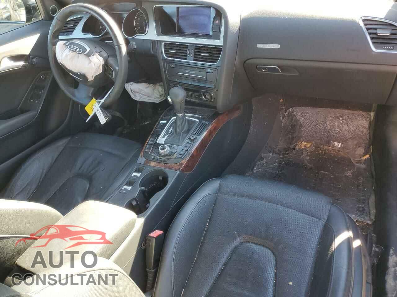 AUDI A5 2011 - WAULFAFH1BN011543