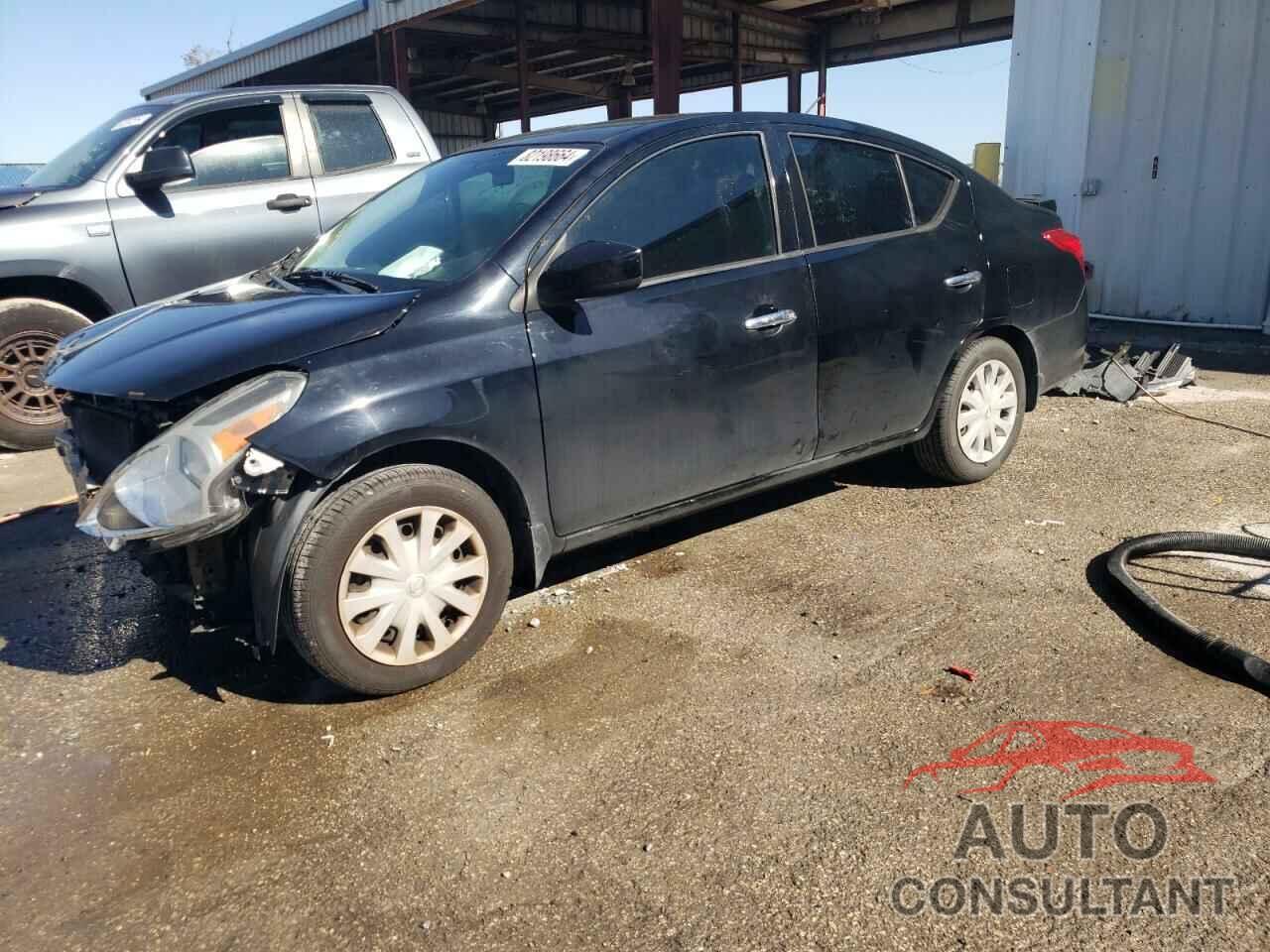 NISSAN VERSA 2019 - 3N1CN7AP0KL829503