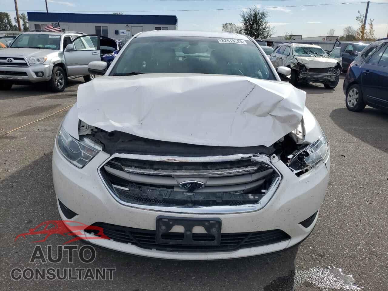 FORD TAURUS 2013 - 1FAHP2E85DG212212