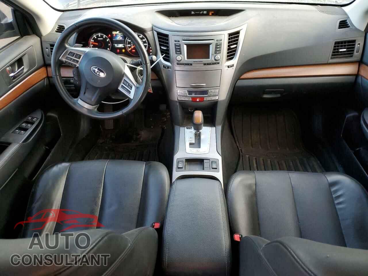 SUBARU OUTBACK 2013 - 4S4BRDJC8D2225979