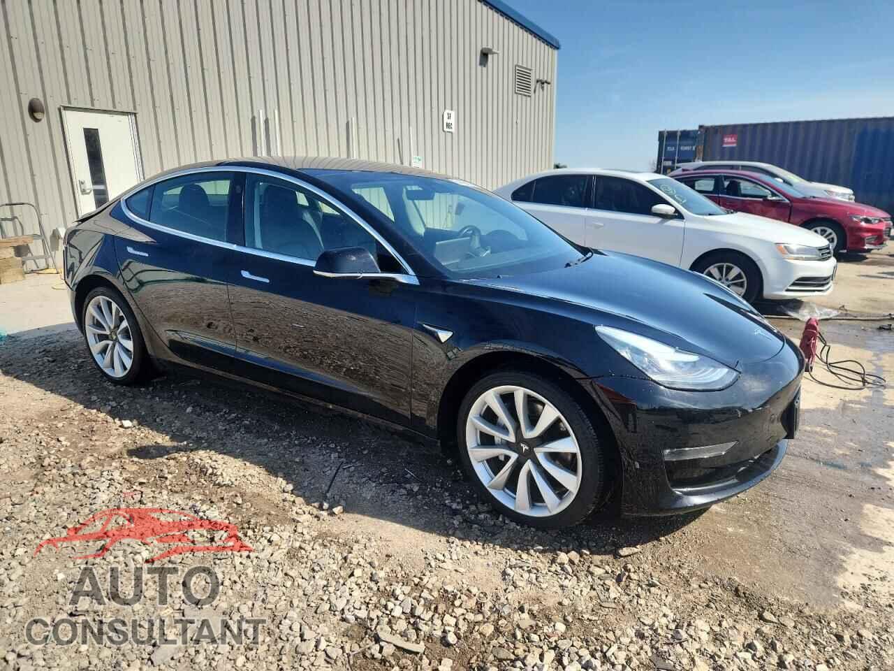 TESLA MODEL 3 2019 - 5YJ3E1EBXKF388809