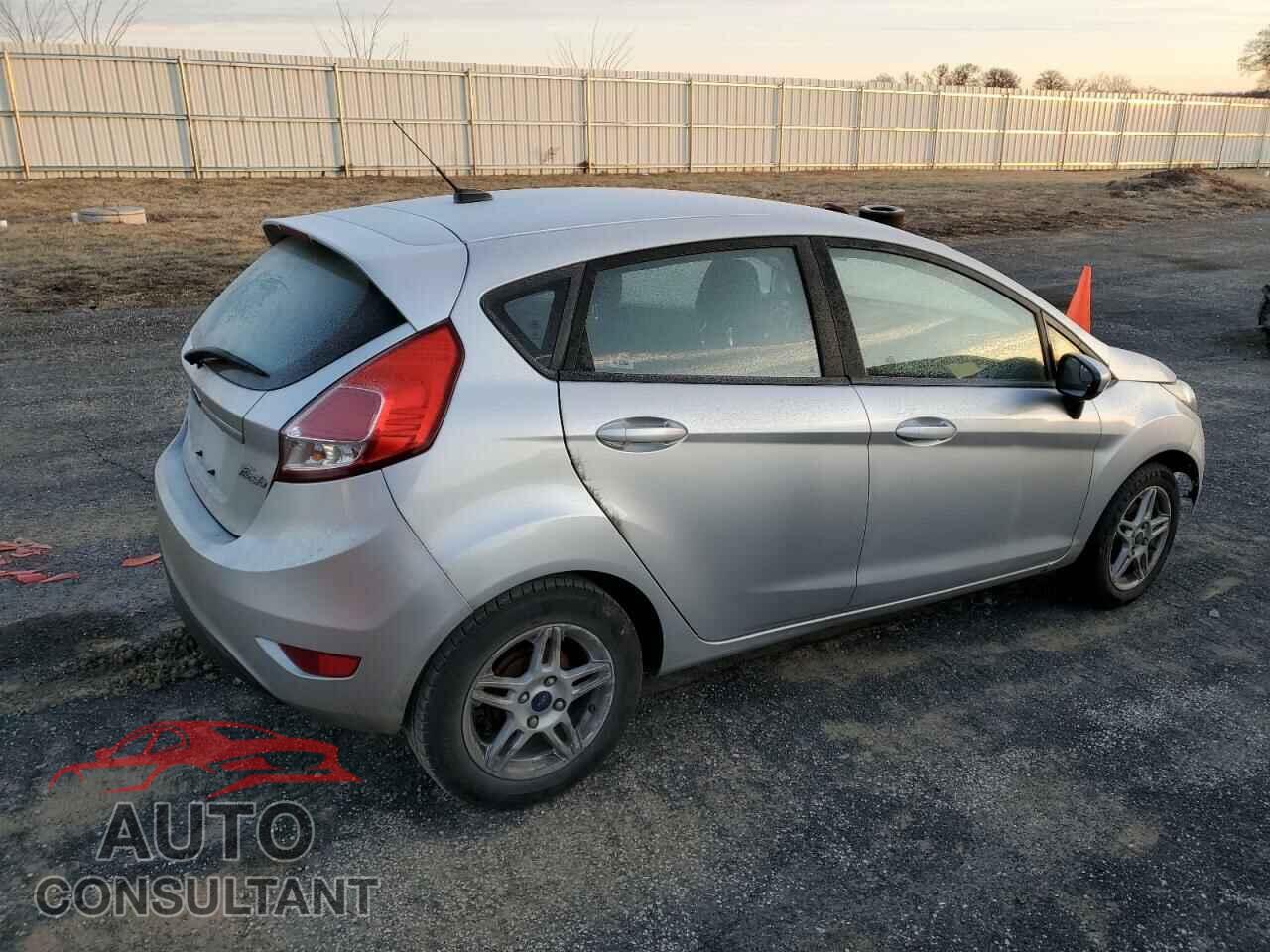 FORD FIESTA 2017 - 3FADP4EJ3HM120007