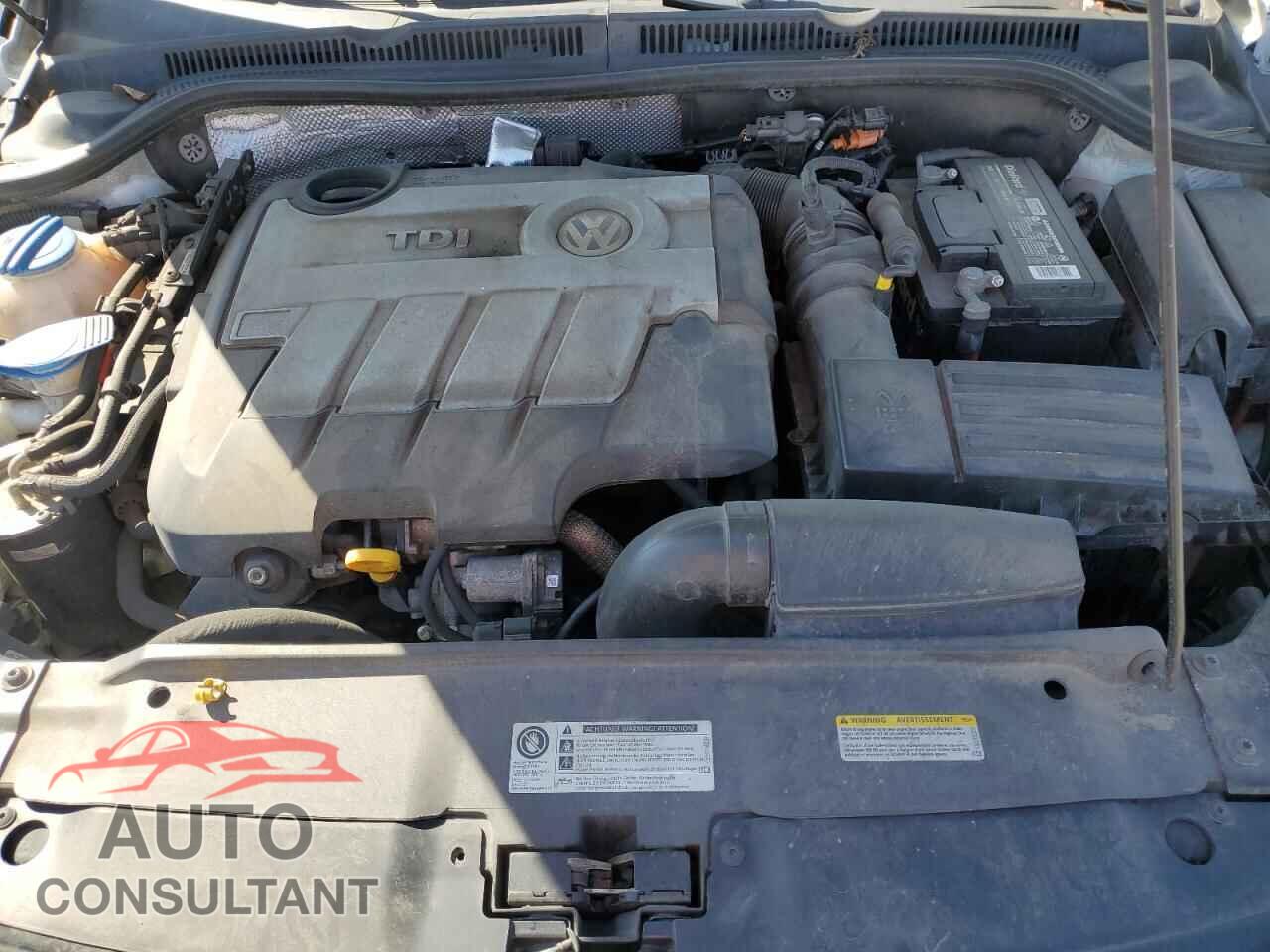 VOLKSWAGEN JETTA 2014 - 3VW3L7AJ4EM408006