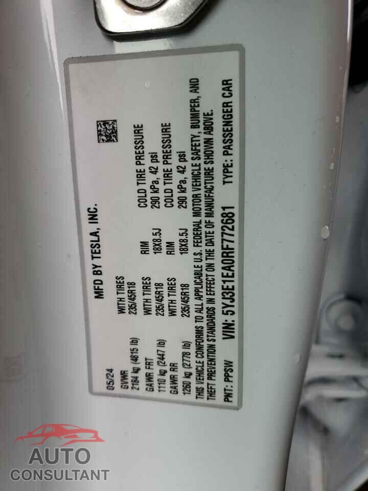 TESLA MODEL 3 2024 - 5YJ3E1EA0RF772681