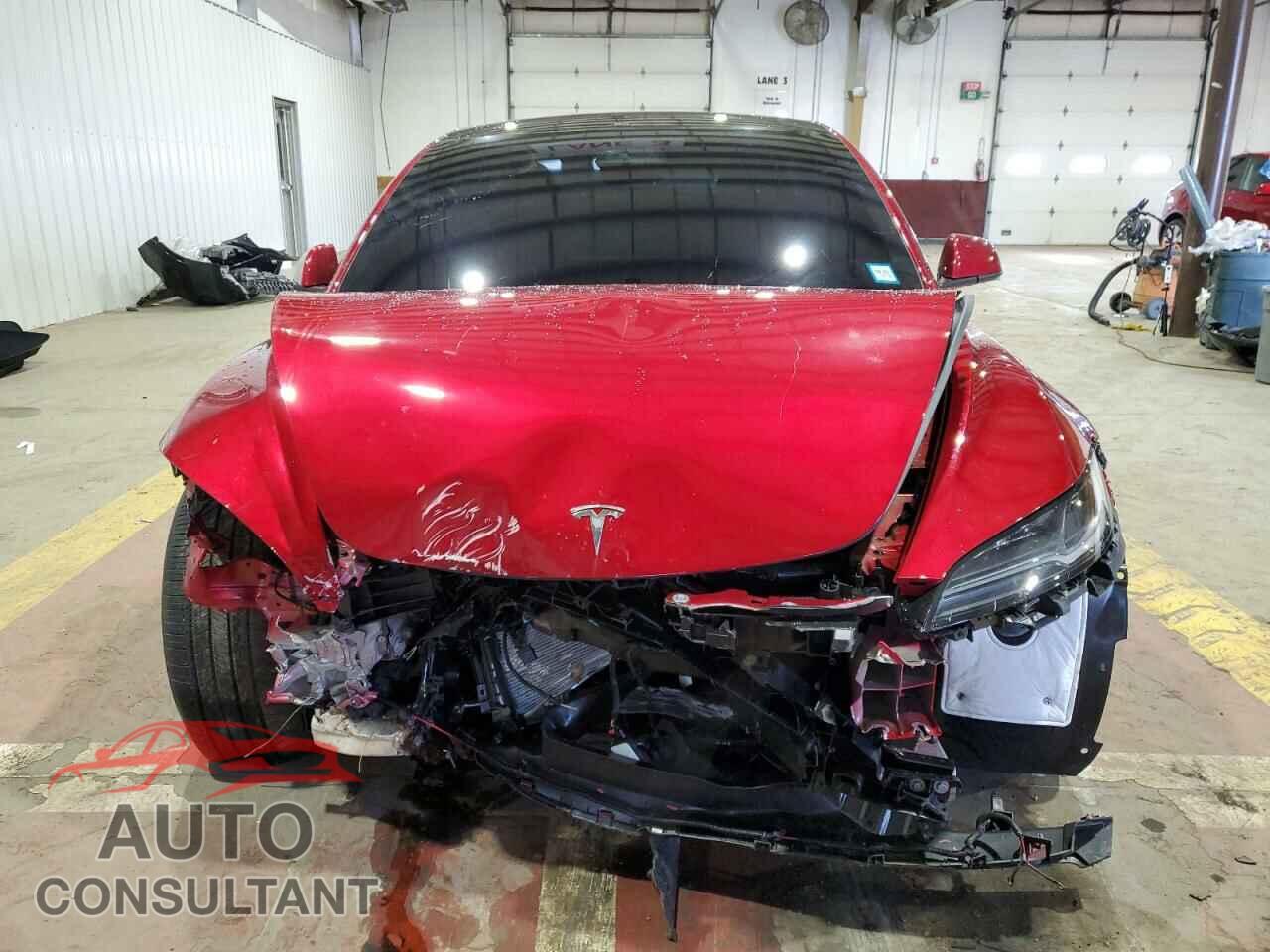 TESLA MODEL 3 2024 - 5YJ3E1EB5RF843382