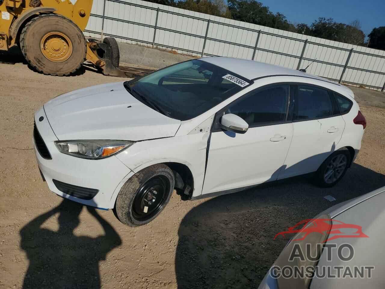 FORD FOCUS 2015 - 1FADP3K2XFL295165