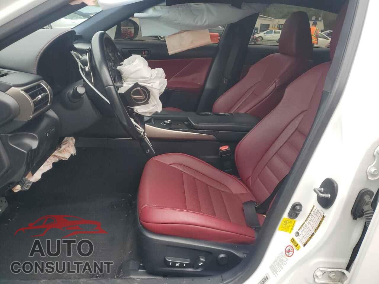 LEXUS IS 2015 - JTHBF1D27F5044161