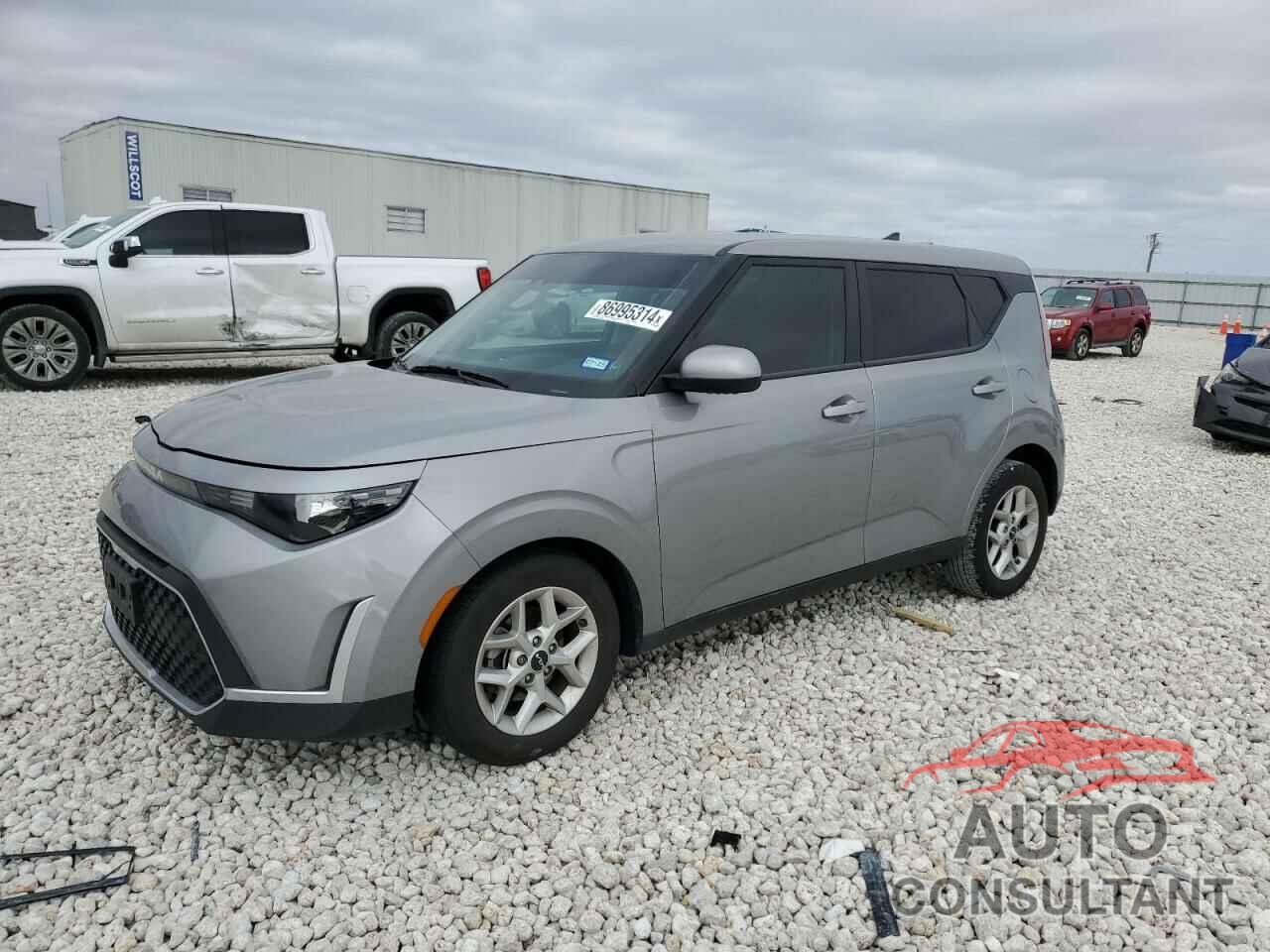 KIA SOUL 2023 - KNDJ23AU8P7893215