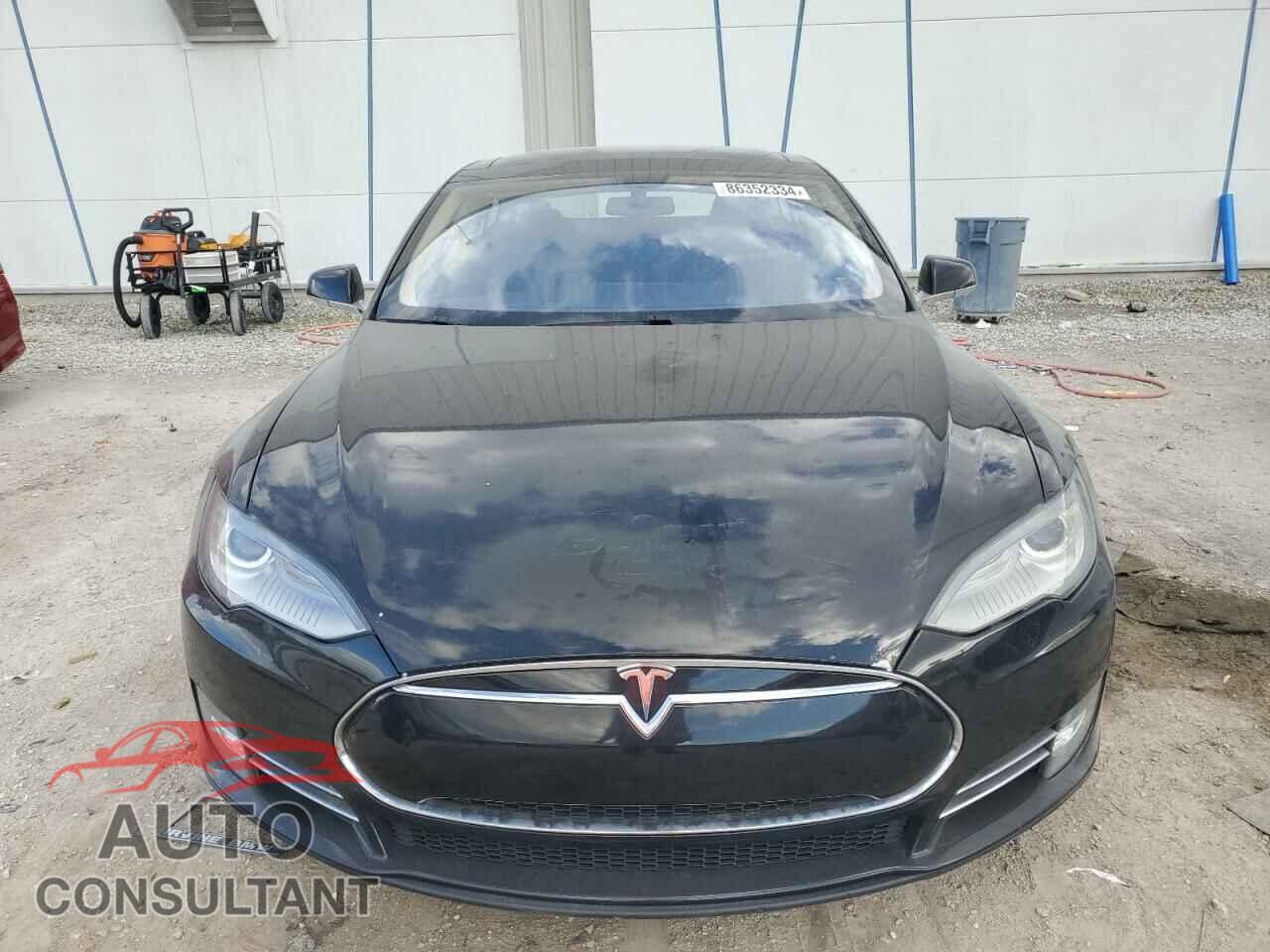 TESLA MODEL S 2013 - 5YJSA1BG7DFP05102