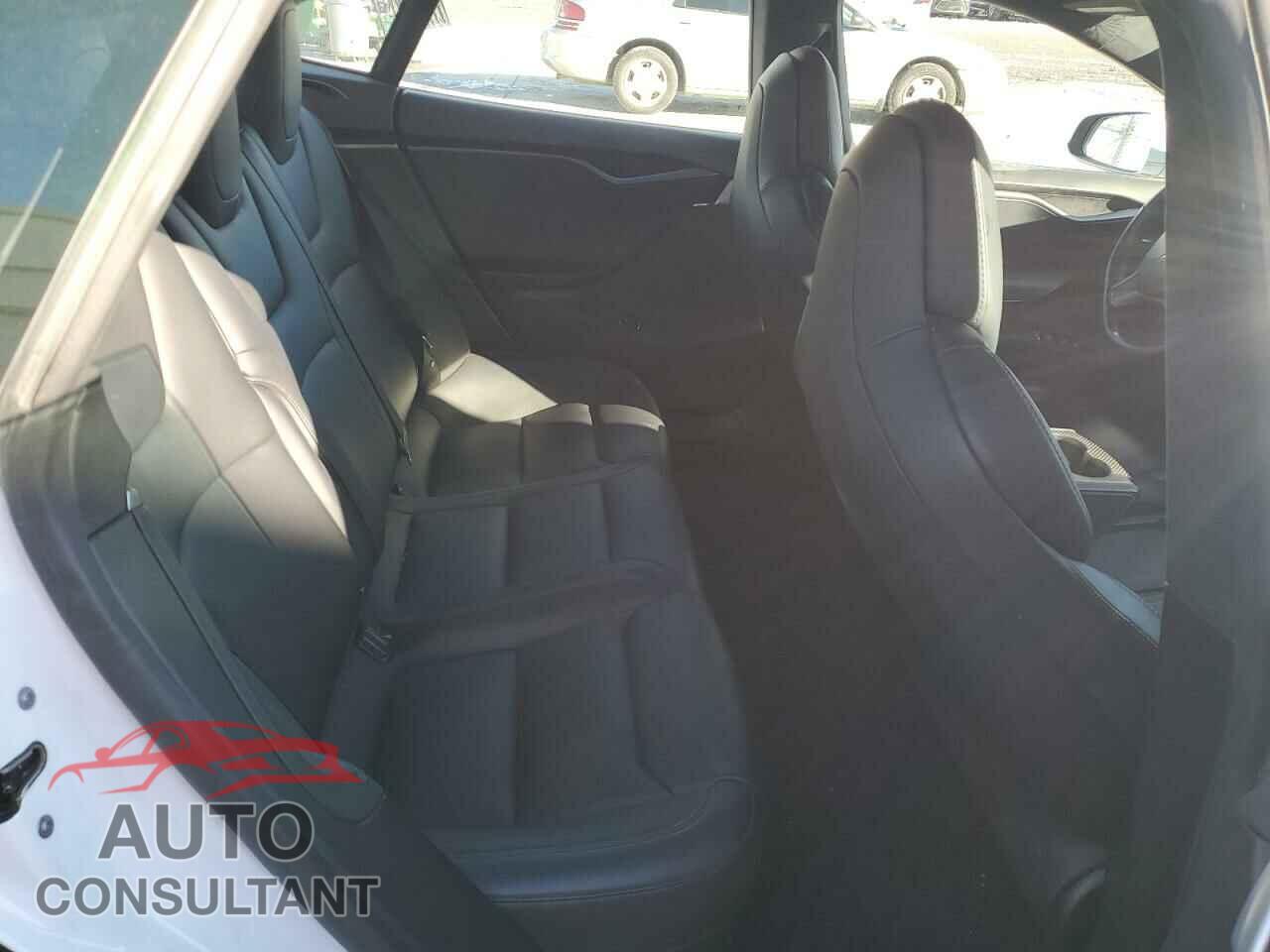 TESLA MODEL S 2018 - 5YJSA1E20JF276283